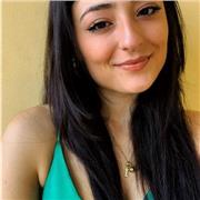 Laureata in lingue e culture straniere impartisce lezioni private ad alunni di ogni grado